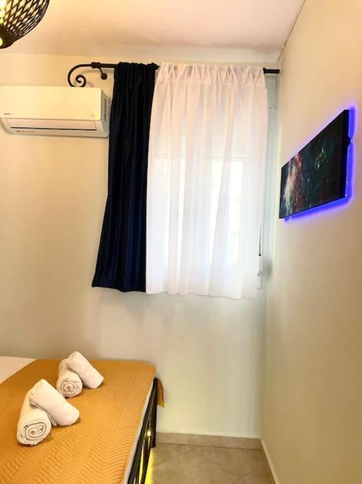 Apartamento La Vie Est Belle Kavala Exterior foto